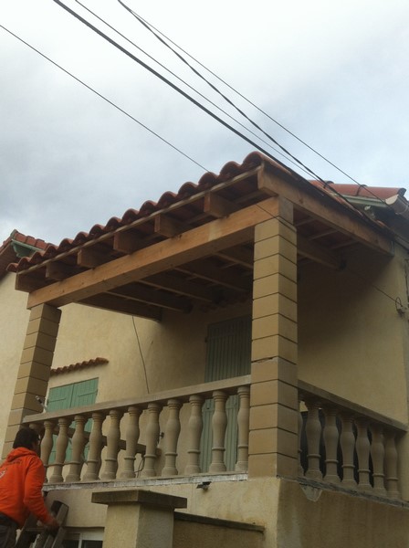 Abri terrasse vu de face